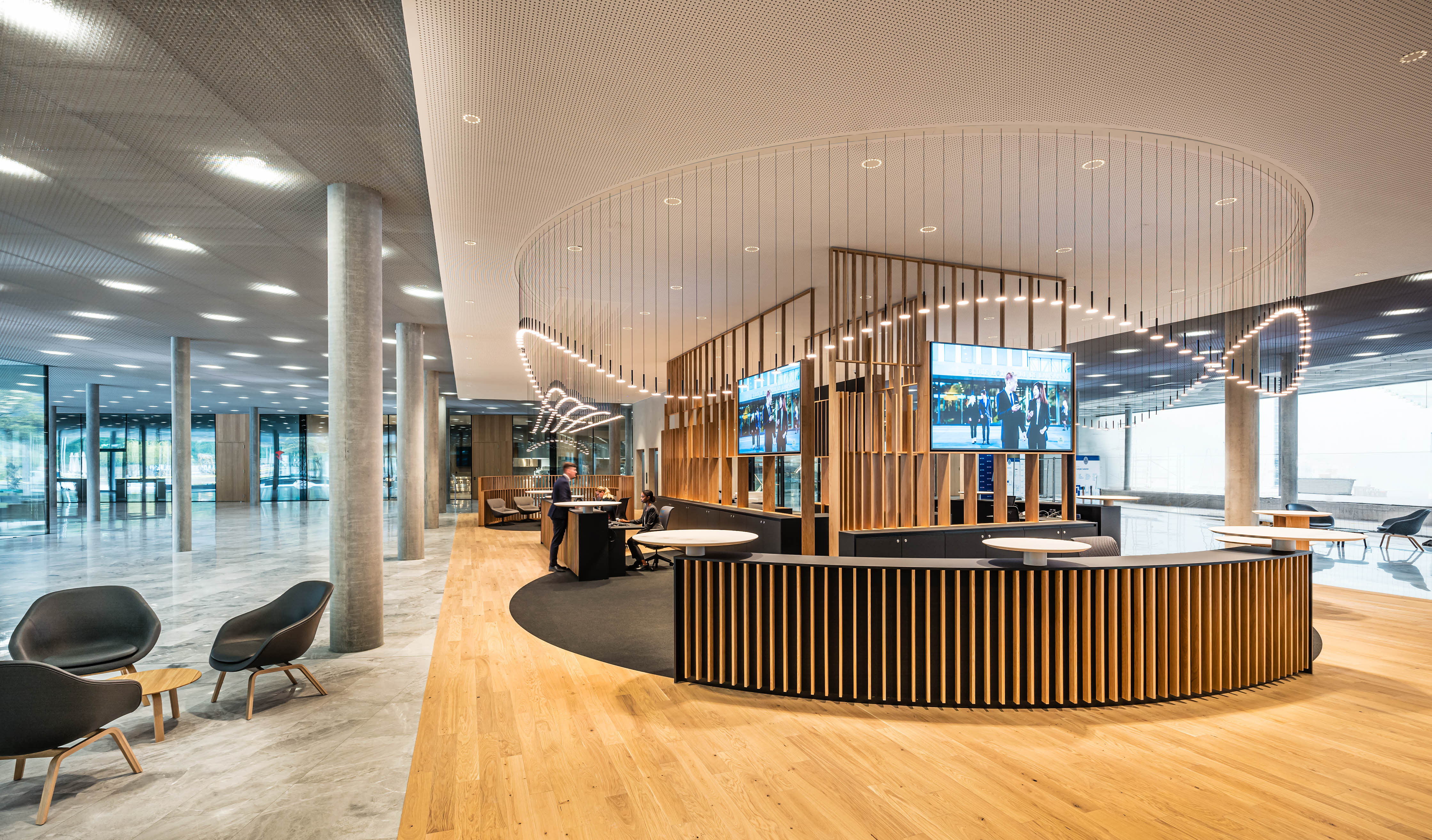 7. EHL Campus Lausanne Reception