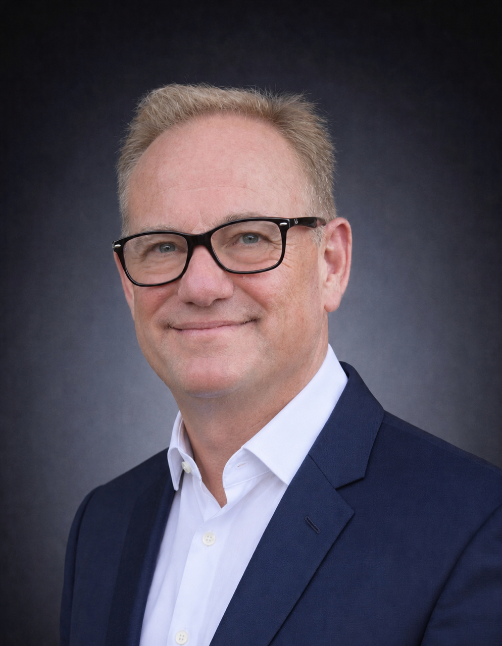 Dennis Hutton headshot